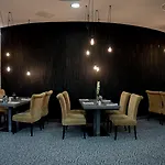 Haston Hotel
