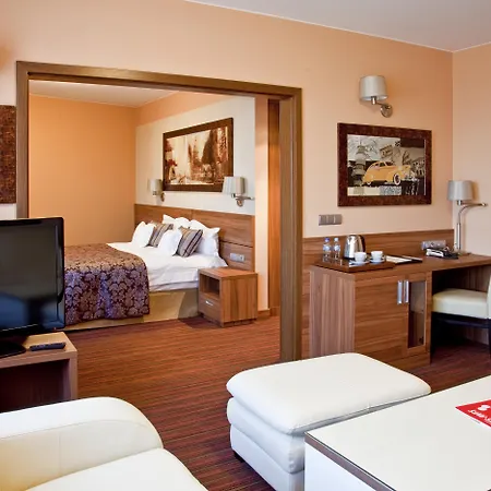 Hotel Haston 4*